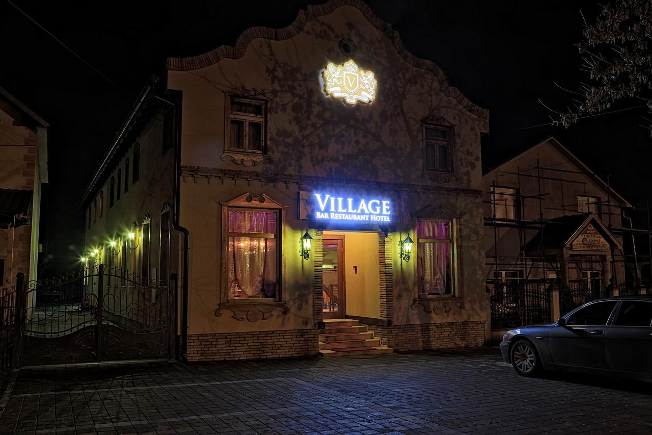 Stari Banovci Hotel Village מראה חיצוני תמונה